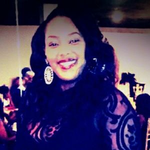 Meet your Posher, Vera